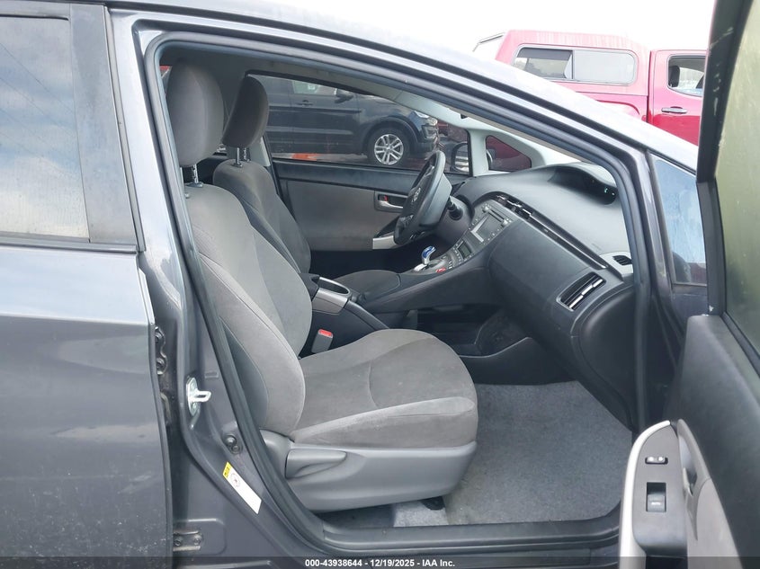 JTDKN3DU5F1984046 2015 TOYOTA PRIUS photo no. 5