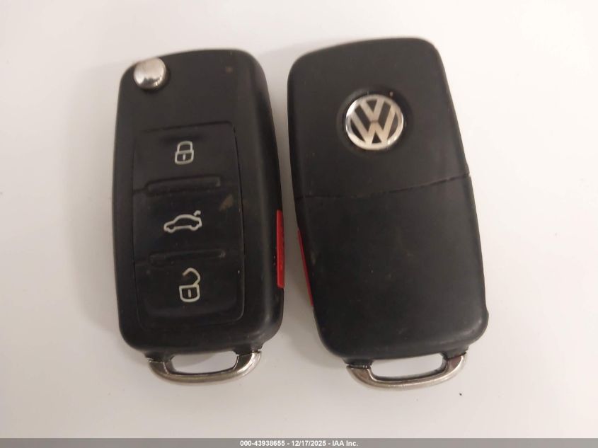 2015 Volkswagen Tiguan Se VIN: WVGBV7AX2FW048082 Lot: 43938655