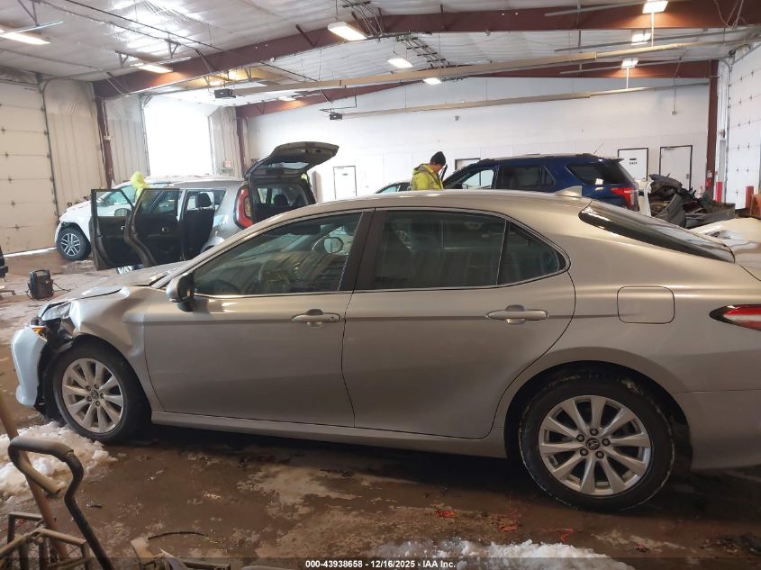 2019 Toyota Camry Le VIN: 4T1B11HK3KU199862 Lot: 43938658