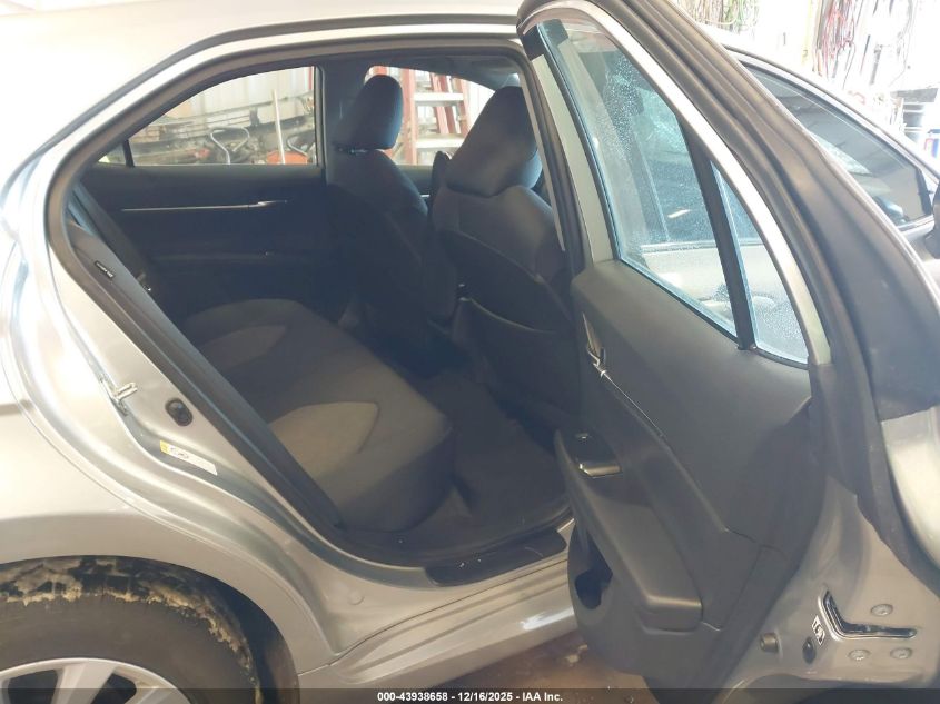 2019 Toyota Camry Le VIN: 4T1B11HK3KU199862 Lot: 43938658