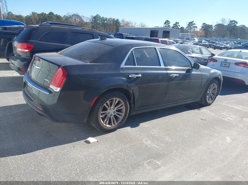 2016 Chrysler 300C