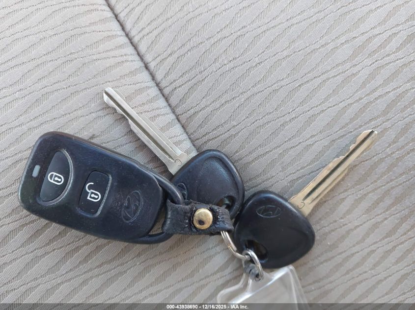 2007 Hyundai Santa Fe Gls VIN: 5NMSG13D97H098092 Lot: 43938690