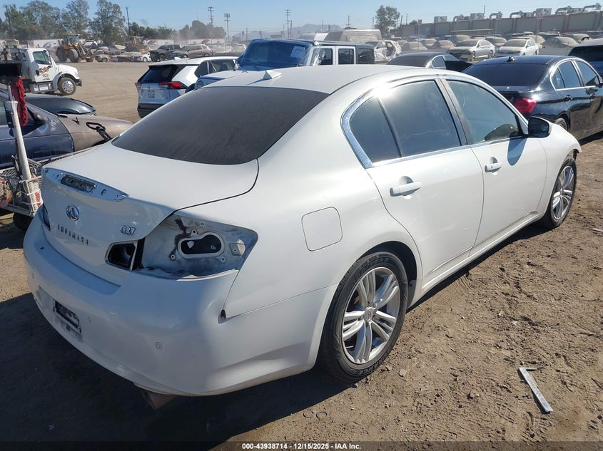 2013 Infiniti G37 Journey