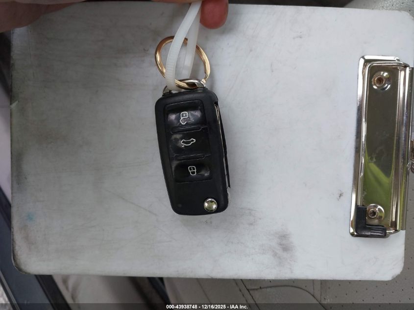 2013 Volkswagen Passat 2.5L Se VIN: 1VWBP7A37DC003162 Lot: 43938748