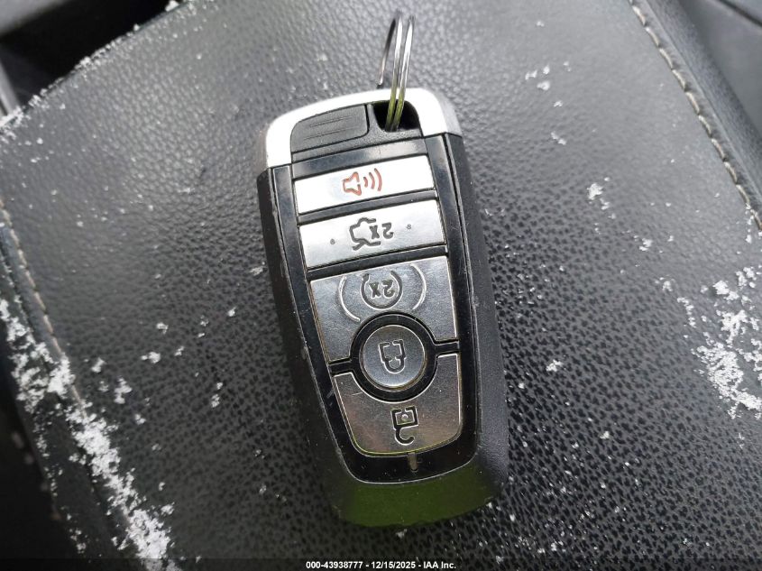 2017 Ford Fusion Titanium VIN: 3FA6P0D94HR245366 Lot: 43938777