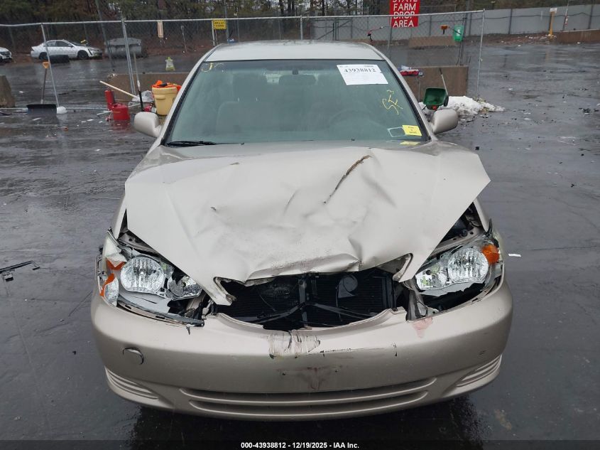 2004 Toyota Camry Le VIN: 4T1BE32K94U819948 Lot: 43938812