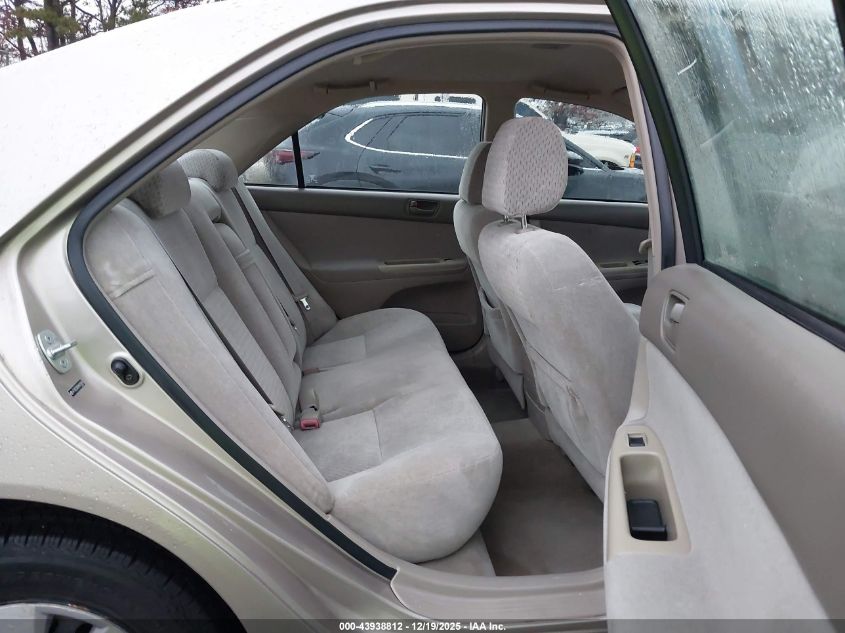 2004 Toyota Camry Le VIN: 4T1BE32K94U819948 Lot: 43938812