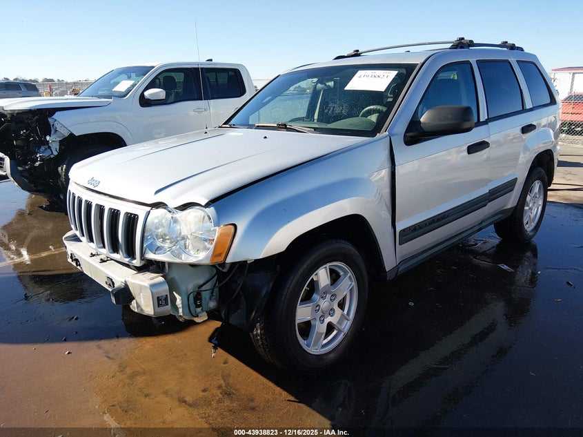 2005 Jeep Grand Cherokee Laredo