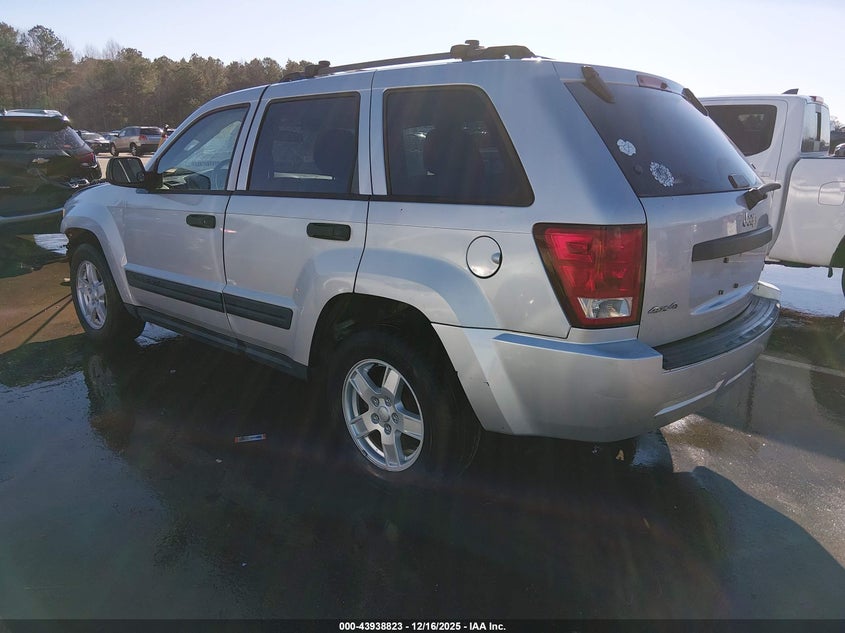 2005 Jeep Grand Cherokee Laredo