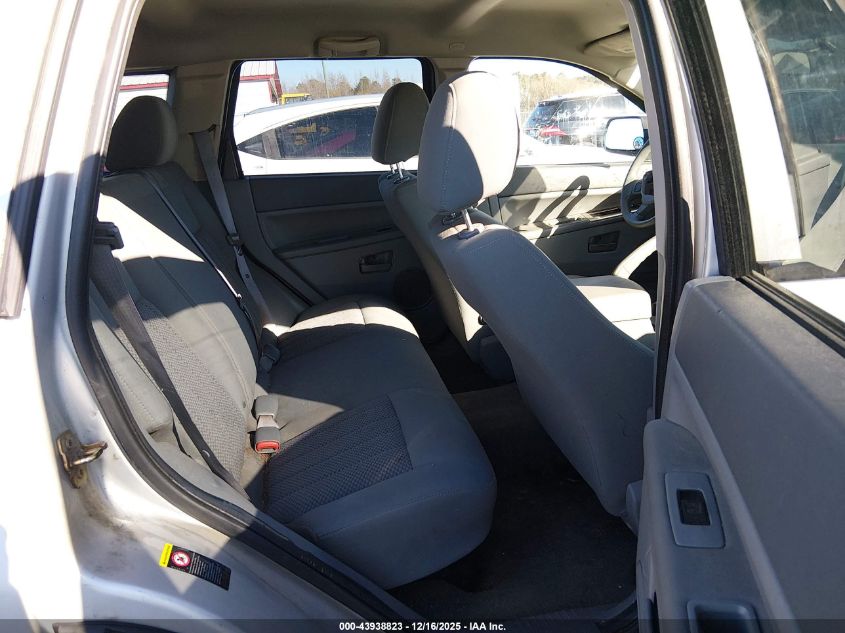 2005 Jeep Grand Cherokee Laredo VIN: 1J8GR48K85C625780 Lot: 43938823