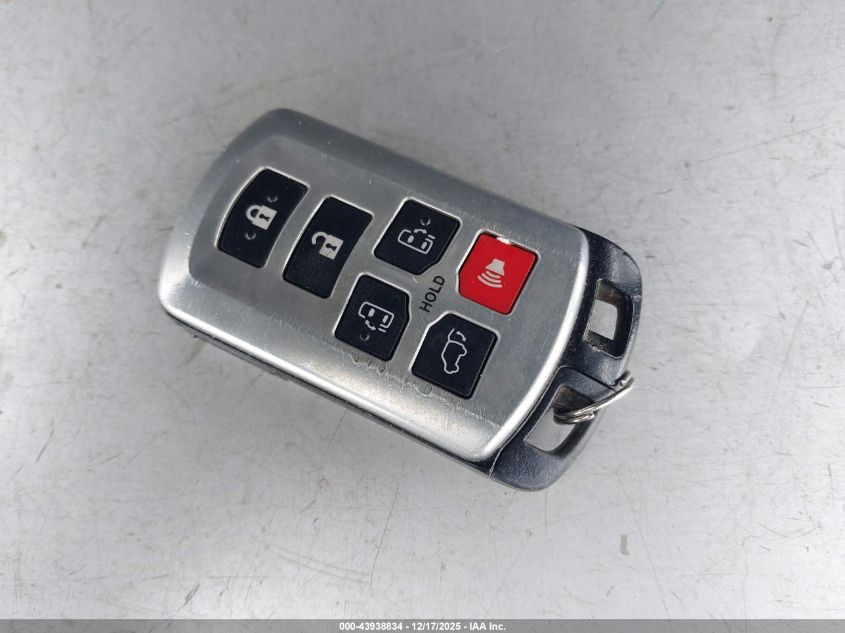 2015 Toyota Sienna Xle Premium 8 Passenger VIN: 5TDYK3DC8FS630020 Lot: 43938834