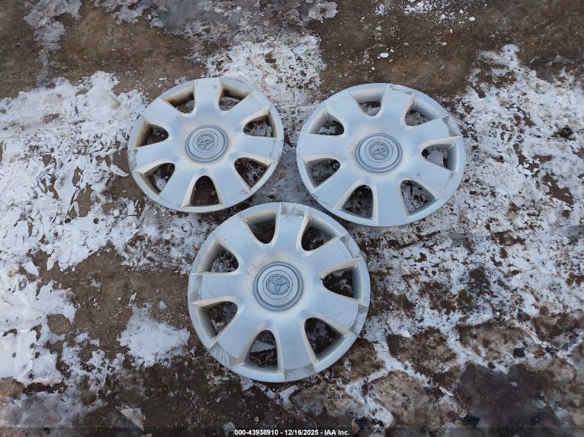 2003 Toyota Camry Le VIN: 4T1BE32K83U133477 Lot: 43938910