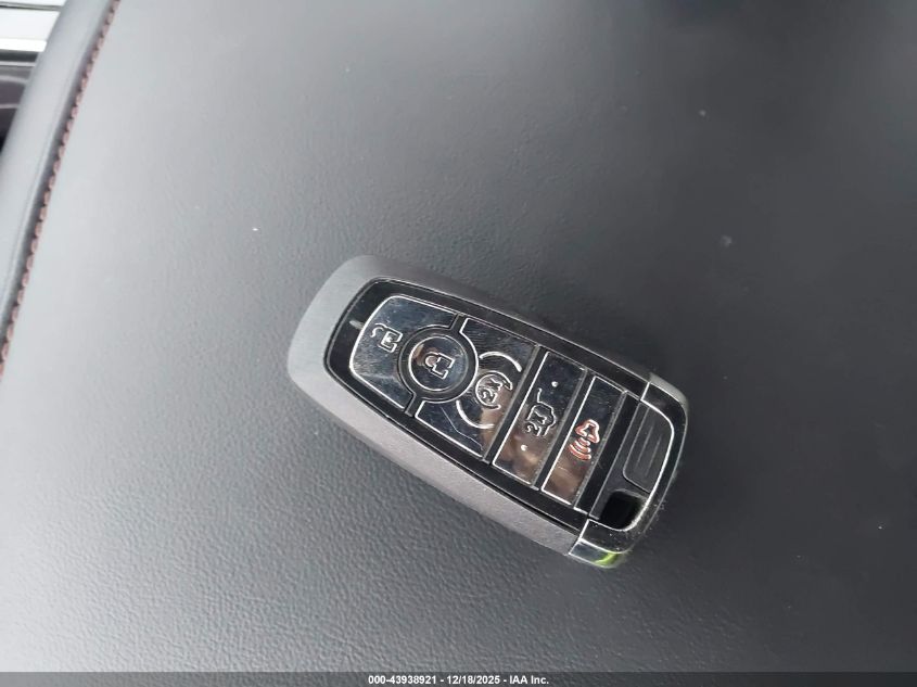 2022 Lincoln Aviator Reserve VIN: 5LM5J7WC4NGL18305 Lot: 43938921