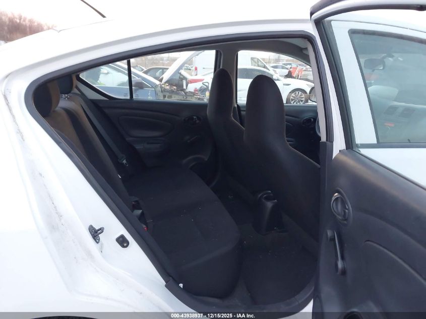 2014 Nissan Versa 1.6 S+ VIN: 3N1CN7AP2EL815221 Lot: 43938937