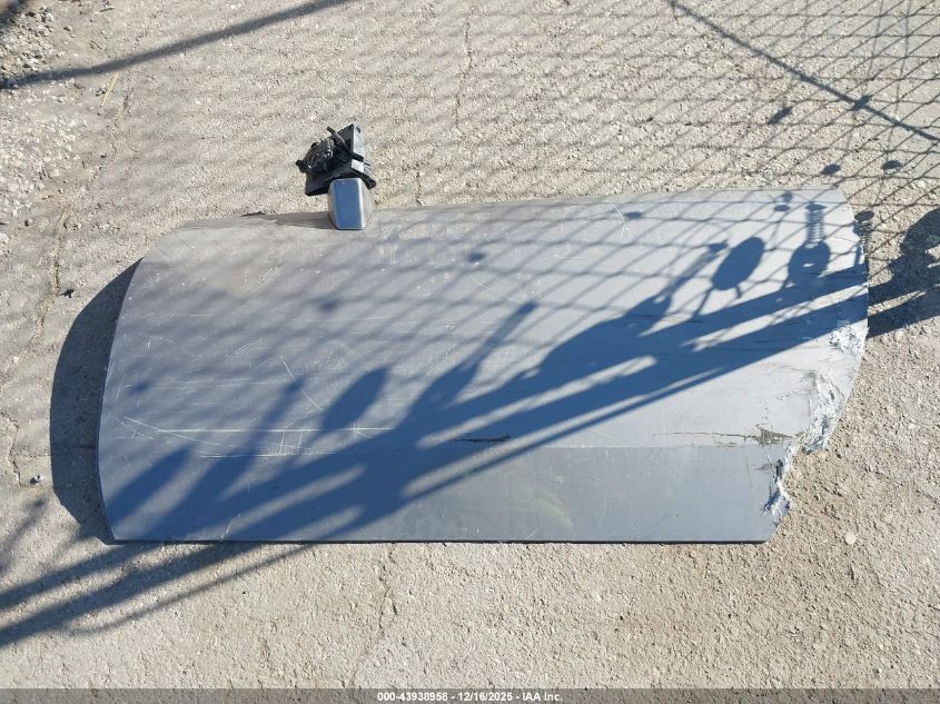 2005 Cadillac Xlr Standard VIN: 1G6YV34AX55601647 Lot: 43938958