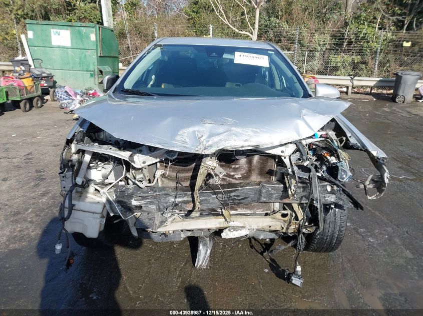 2019 Toyota Corolla Le VIN: 5YFBURHE9KP906724 Lot: 43938987