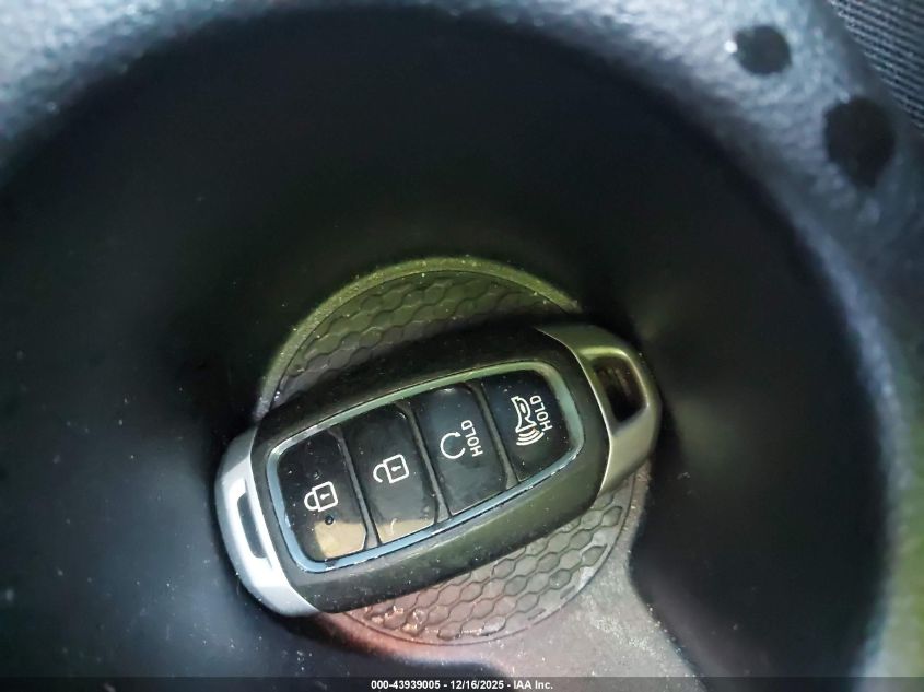 2021 Hyundai Venue Sel VIN: KMHRC8A39MU083282 Lot: 43939005