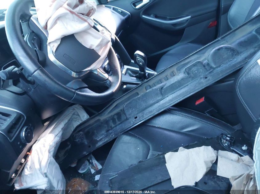 2014 Ford Focus Titanium VIN: 1FADP3N22EL340027 Lot: 43939015