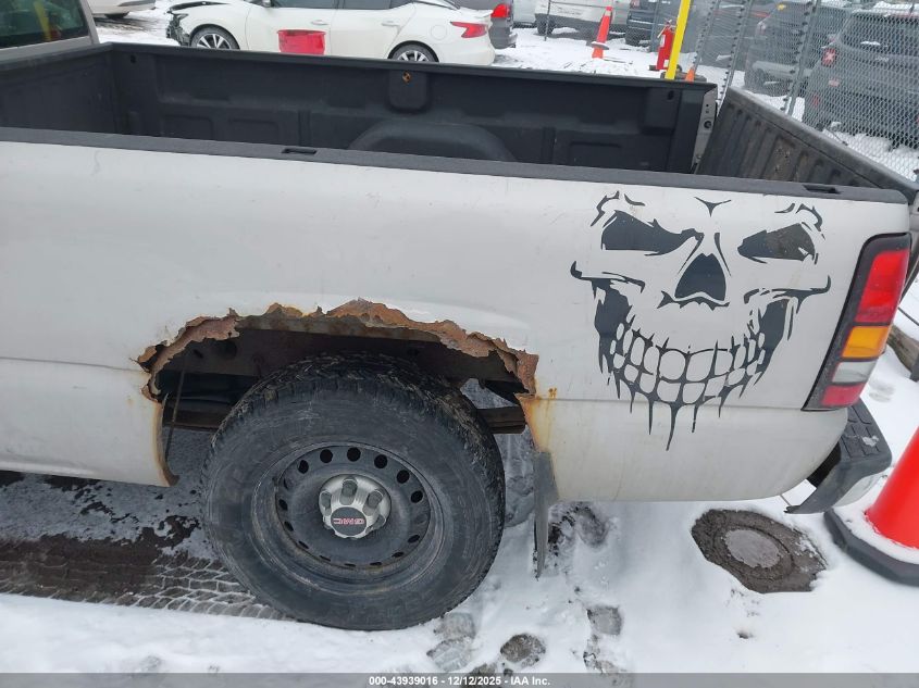 2005 GMC Sierra 1500 Work Truck VIN: 1GTEC14X75Z273062 Lot: 43939016