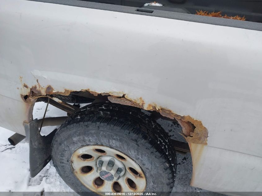 2005 GMC Sierra 1500 Work Truck VIN: 1GTEC14X75Z273062 Lot: 43939016