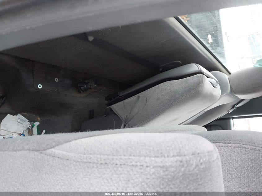 2005 GMC Sierra 1500 Work Truck VIN: 1GTEC14X75Z273062 Lot: 43939016