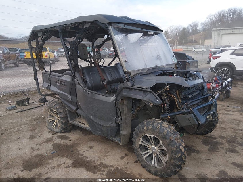 1HFVE042XJ4207904 2018 Honda Sxs1000 M5 auction photo 1