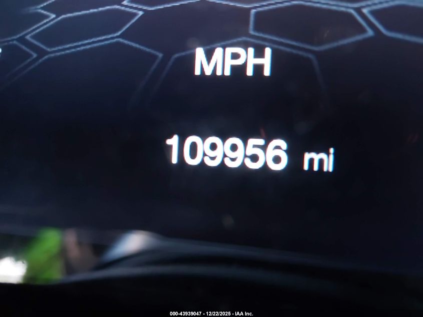 2018 Jeep Compass Limited 4X4 VIN: 3C4NJDCB2JT395942 Lot: 43939047