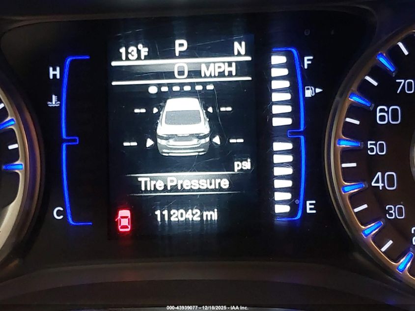 2015 Chrysler 200 Limited VIN: 1C3CCCABXFN573123 Lot: 43939077