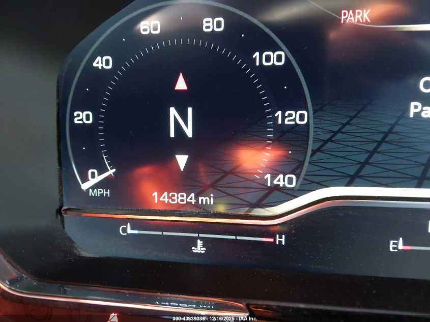 2025 GMC Sierra 1500 4Wd Short Box Slt VIN: 1GTUUDED3SZ250355 Lot: 43939086