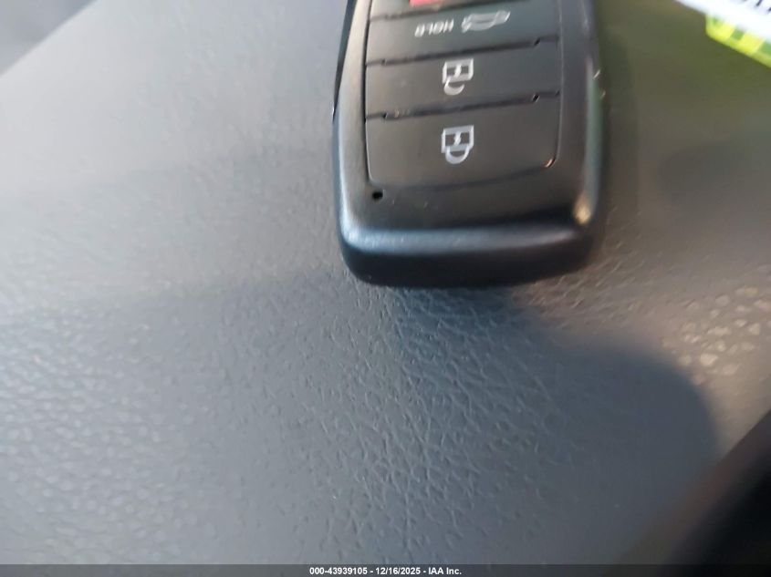 2025 Toyota Camry Se VIN: 4T1DBADK0SU532725 Lot: 43939105