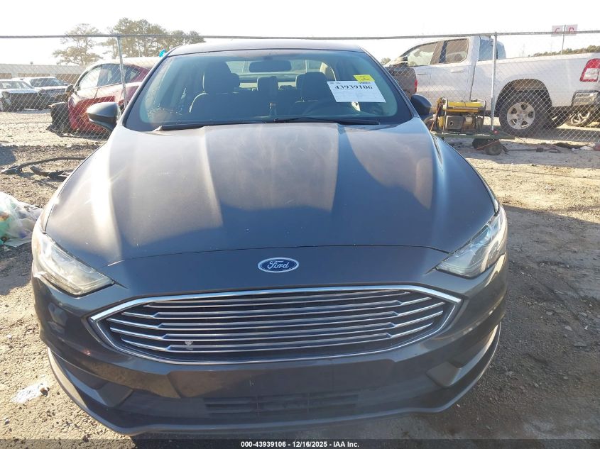 2017 Ford Fusion Se VIN: 3FA6P0H71HR124996 Lot: 43939106