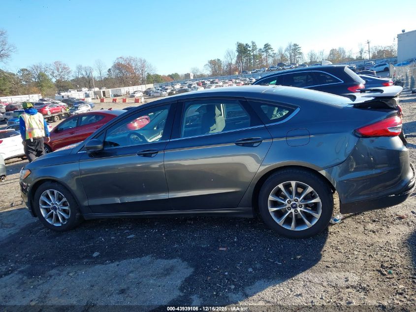 2017 Ford Fusion Se VIN: 3FA6P0H71HR124996 Lot: 43939106
