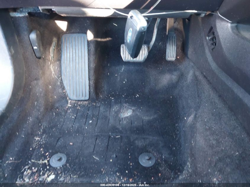 2017 Ford Fusion Se VIN: 3FA6P0H71HR124996 Lot: 43939106