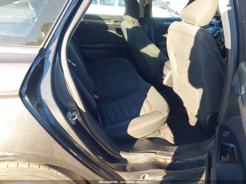 2017 Ford Fusion Se VIN: 3FA6P0H71HR124996 Lot: 43939106