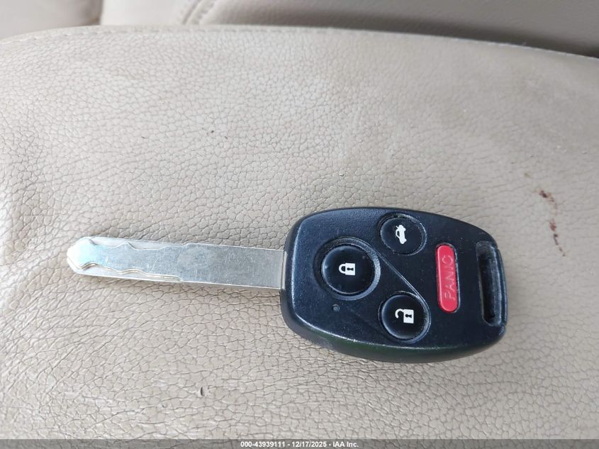 2011 Honda Accord 3.5 Ex-L VIN: 1HGCP3F88BA026092 Lot: 43939111