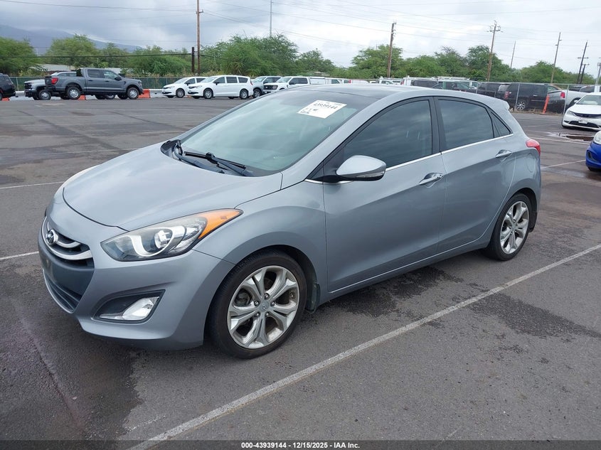 KMHD35LH6EU202313 2014 HYUNDAI ELANTRA photo no. 2