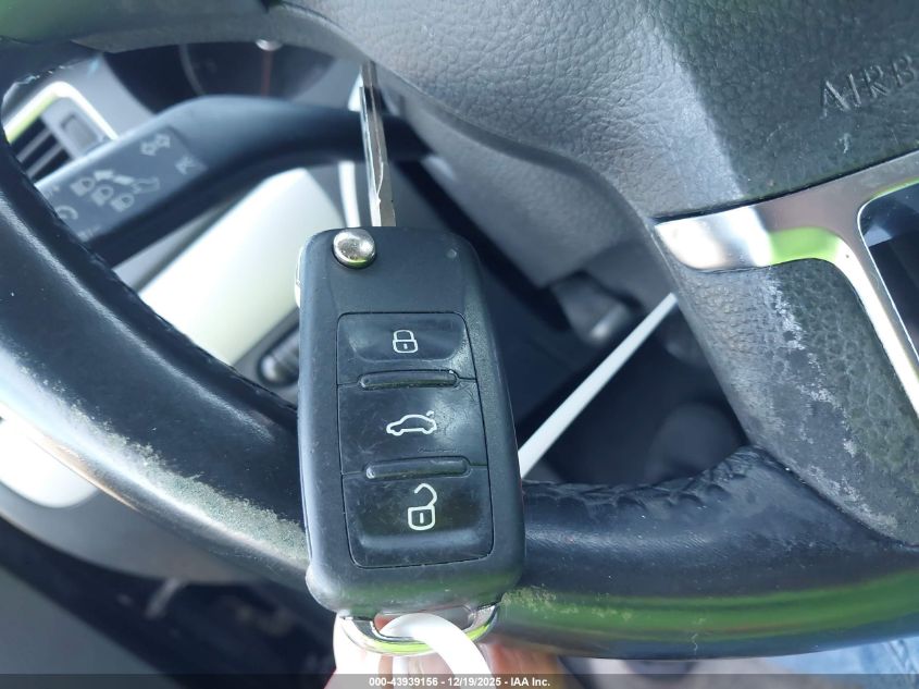 2013 Volkswagen Jetta 2.5L Se VIN: 3VWDP7AJ1DM380642 Lot: 43939156