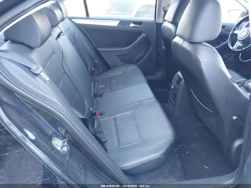 2013 Volkswagen Jetta 2.5L Se VIN: 3VWDP7AJ1DM380642 Lot: 43939156