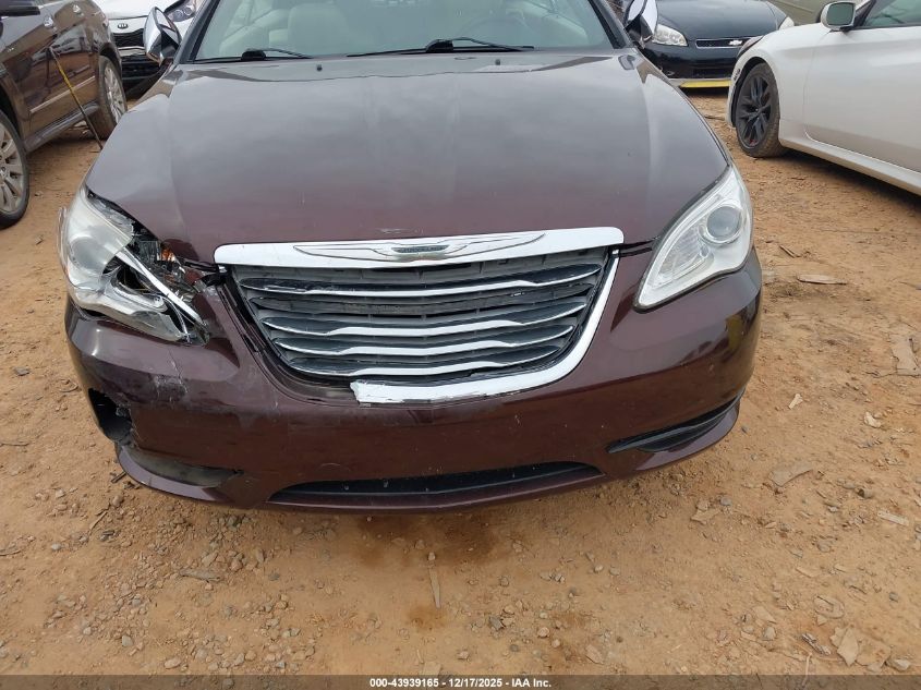 2013 Chrysler 200 Limited VIN: 1C3BCBFG7DN633334 Lot: 43939165