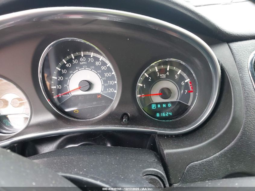 2013 Chrysler 200 Limited VIN: 1C3BCBFG7DN633334 Lot: 43939165