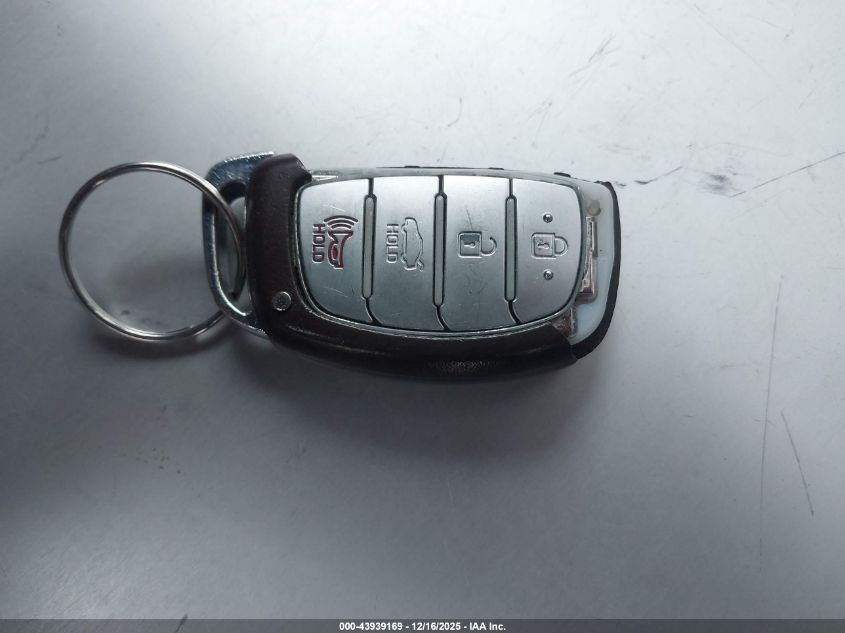 2016 Hyundai Sonata Sport VIN: 5NPE34AF4GH413317 Lot: 43939169