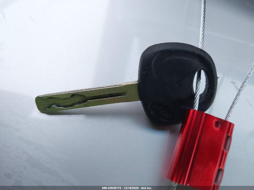 2011 Kia Optima Lx VIN: KNAGM4A73B5165811 Lot: 43939175