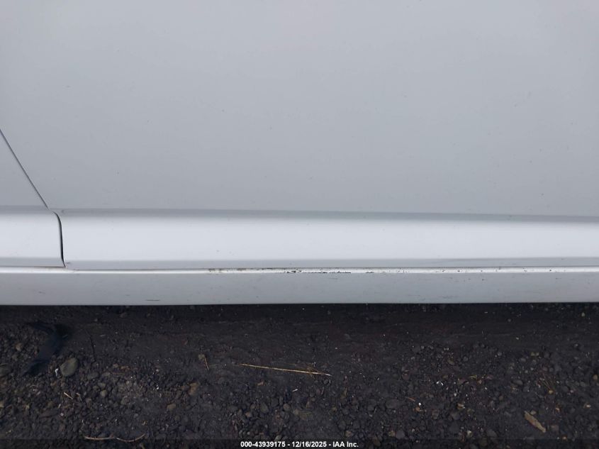 2011 Kia Optima Lx VIN: KNAGM4A73B5165811 Lot: 43939175