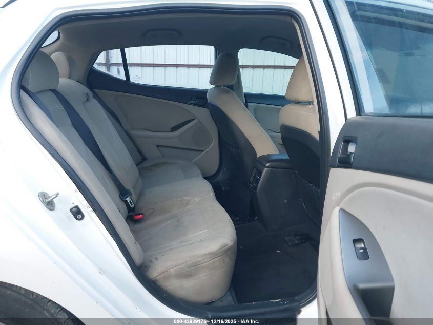 2011 Kia Optima Lx VIN: KNAGM4A73B5165811 Lot: 43939175