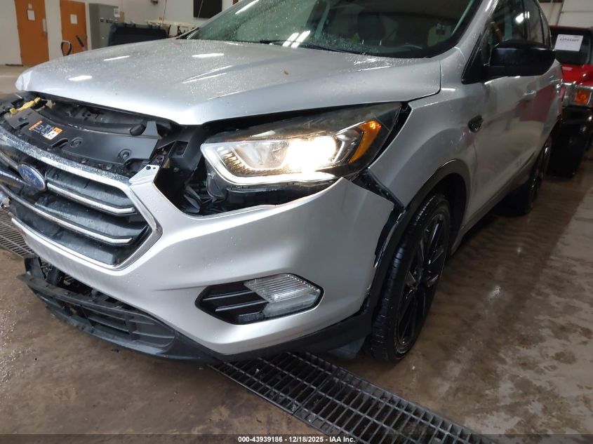 2018 Ford Escape Se VIN: 1FMCU9GD9JUA21725 Lot: 43939186