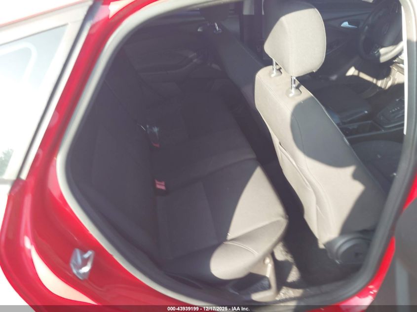 2017 Ford Focus Se VIN: 1FADP3K21HL217277 Lot: 43939199