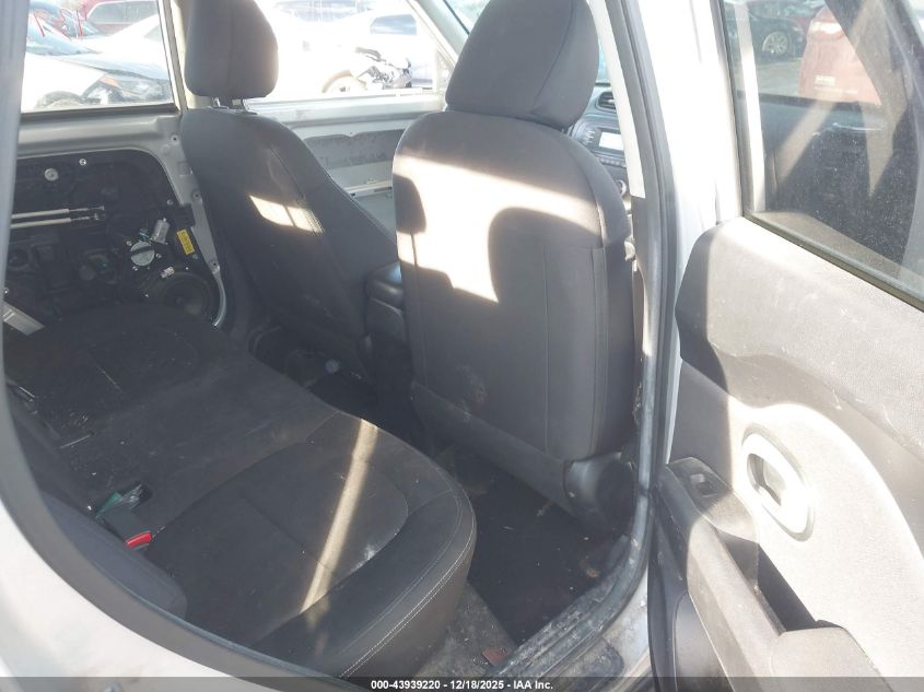 2016 Kia Soul VIN: KNDJN2A27G7849805 Lot: 43939220