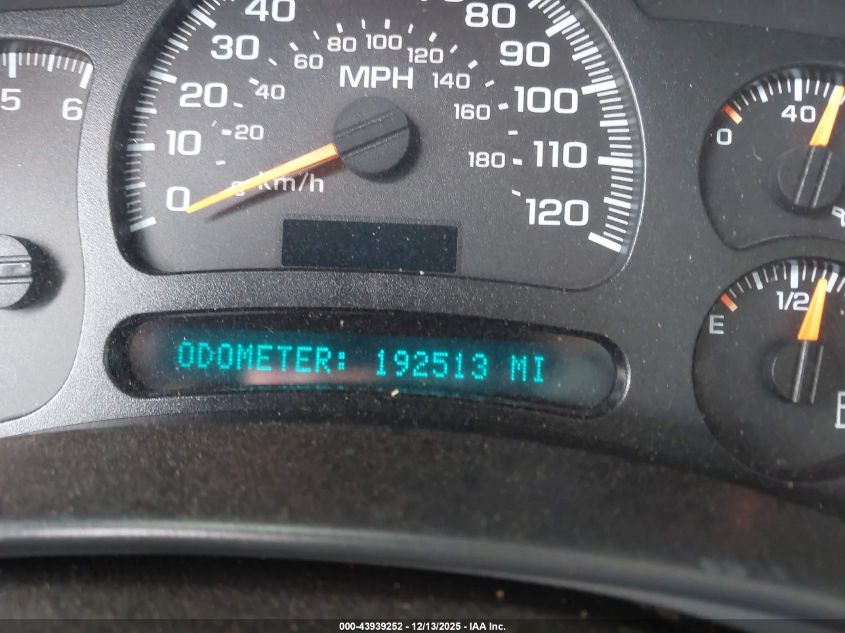 2005 GMC Sierra 1500 Sle VIN: 2GTEC13T951365247 Lot: 43939252