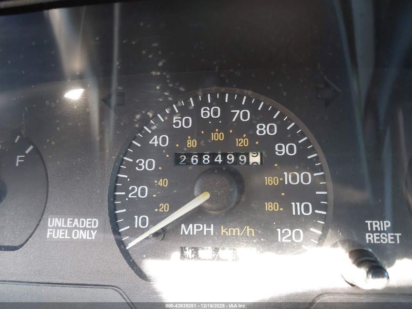 1995 Ford Escort Lx/Sport VIN: 1FASP11J0SW152657 Lot: 43939281