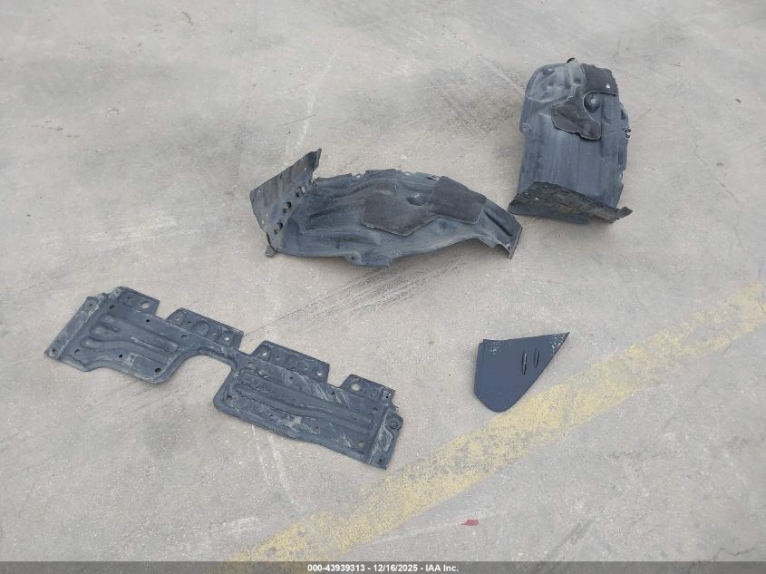 2019 Toyota Prius Limited VIN: JTDKARFU2K3099555 Lot: 43939313